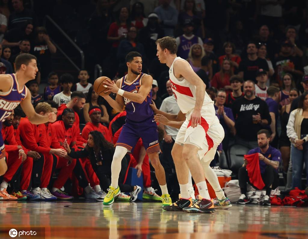 布克25分格林20分巴恩斯17分 太阳大胜猛龙